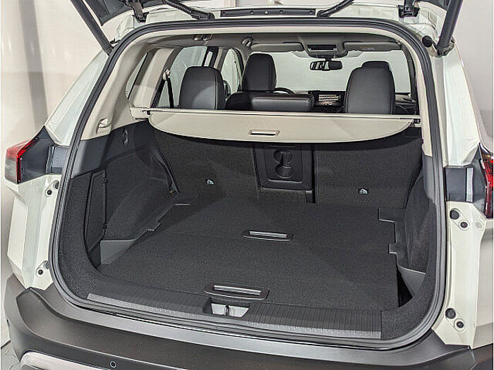 Nissan X-Trail 1.5 VC-T MHEV Tekna 4x2 1.5 VC-T MHEV Tekna 4x2