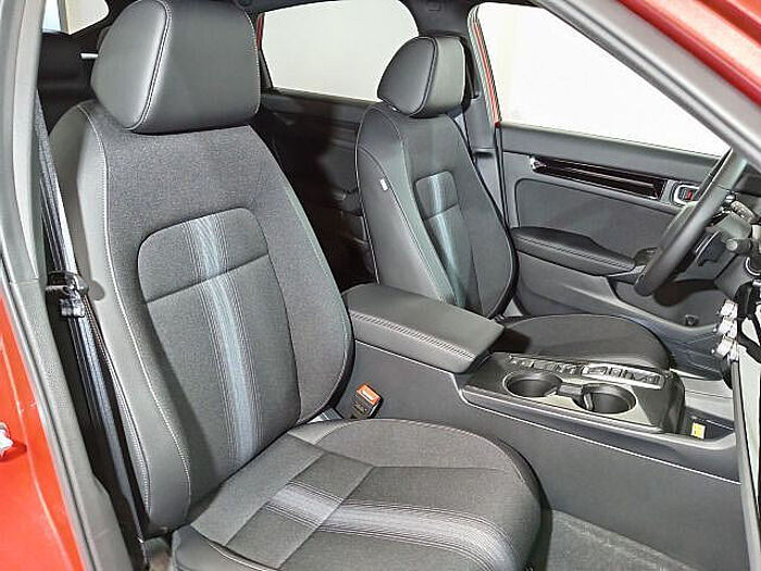 Honda Civic e: HEV Sport