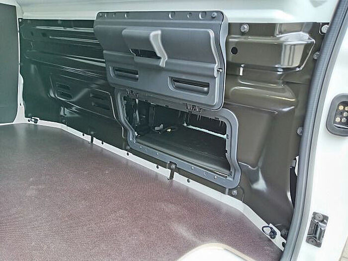 Nissan Primastar Kastenwagen L2H1 3,0t Acenta LRB