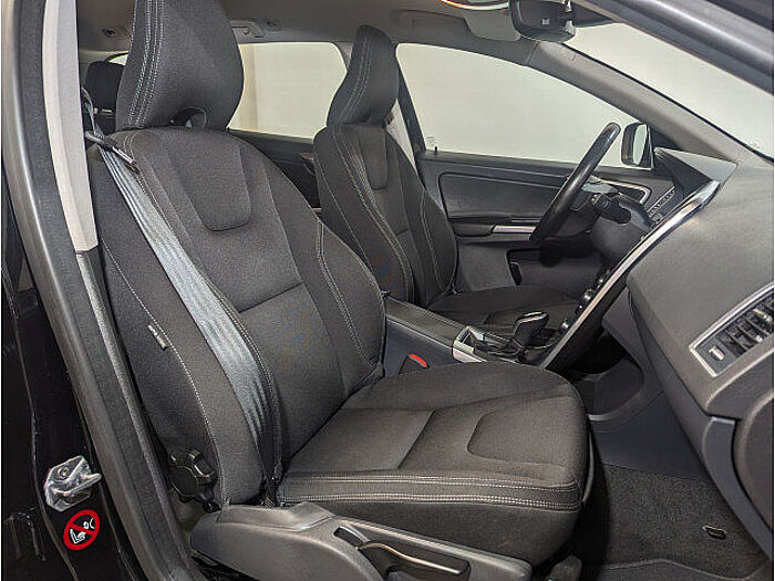 Volvo XC60 Kinetic 2WD Automatik