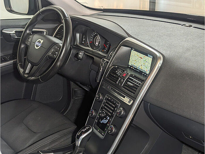 Volvo XC60 Kinetic 2WD Automatik