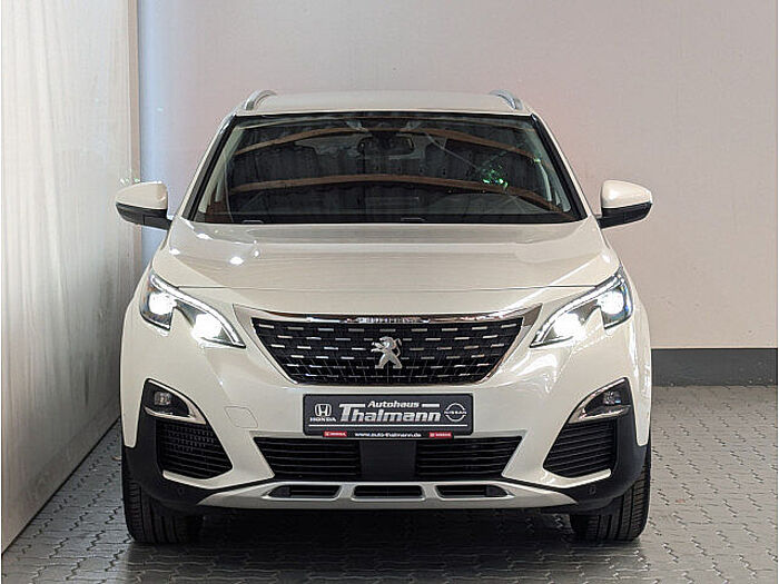 Peugeot 3008 Allure 1.2 PureTech 130 // LED / NAVI //