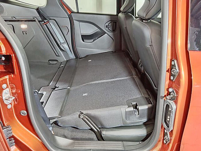 Nissan Townstar Kombi 1.3 DIG-T 7AT N-Connecta Design-Paket