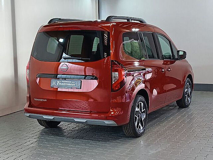 Nissan Townstar Kombi 1.3 DIG-T 7AT N-Connecta Design-Paket