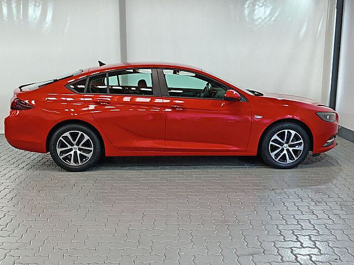 Opel Insignia B Grand Sport 1.5 Turbo Edition Allwetterreifen