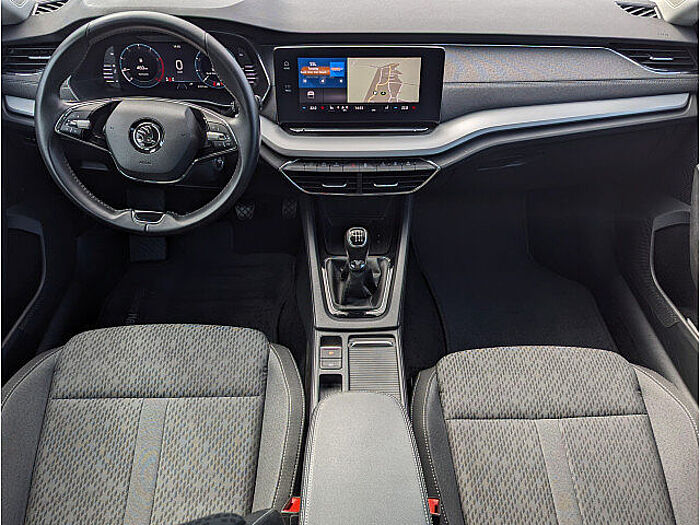 SKODA Octavia Combi 1.5 TSI ACT First Edition Navi, LED, AHZV