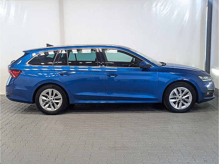 SKODA Octavia Combi 1.5 TSI ACT First Edition Navi, LED, AHZV