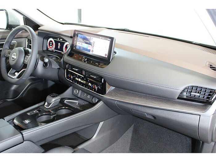 Nissan X-Trail 1.5 VC-T MHEV Tekna